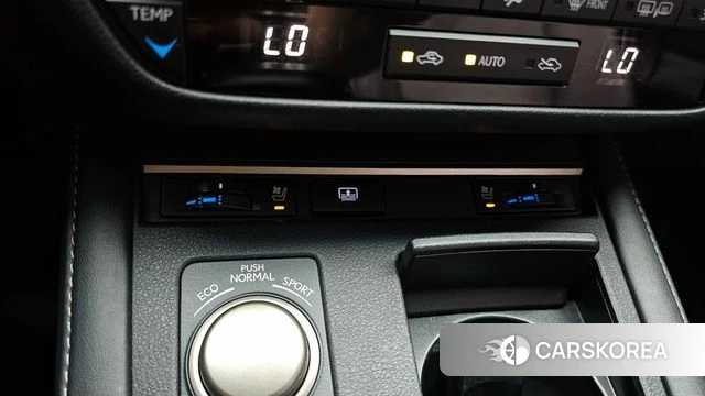 Lexus New ES300h id 4552023 из Кореи 9