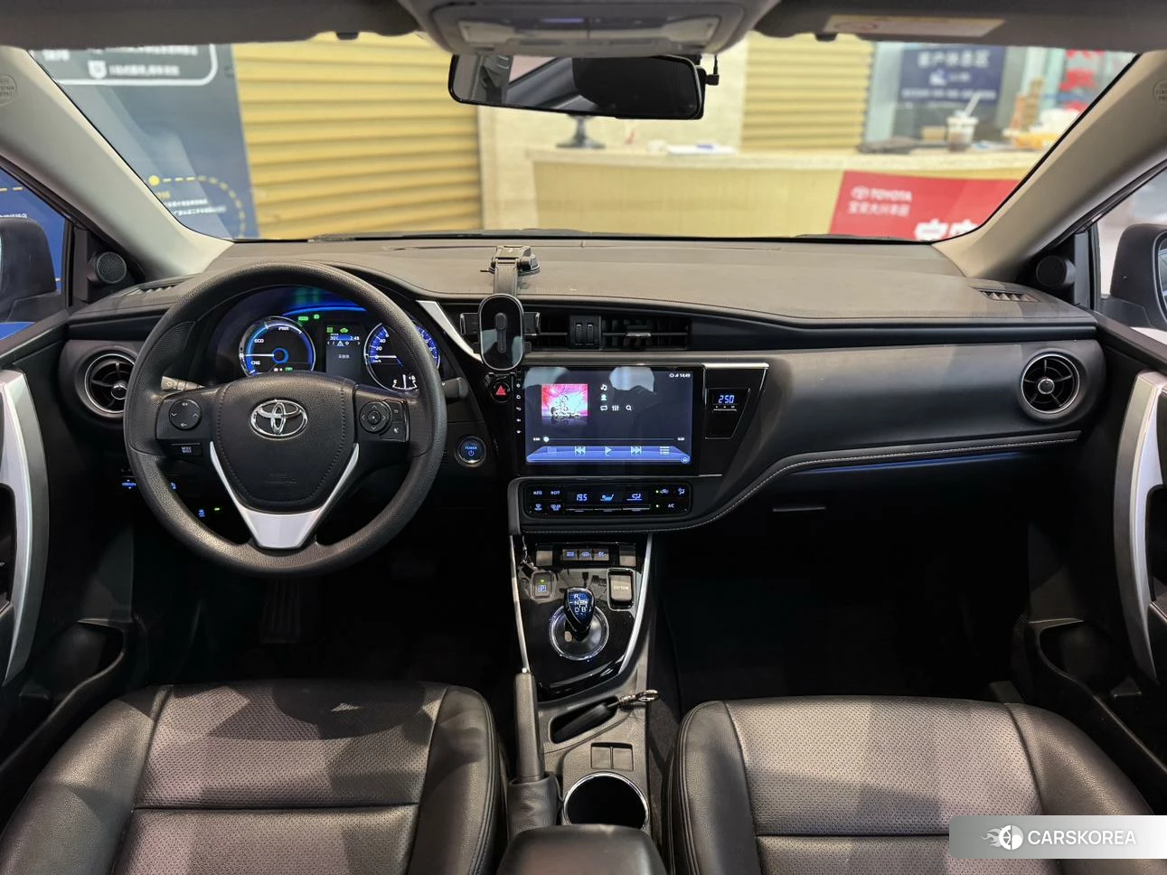 Toyota Corolla dual engine E+ id 4453127 из Китая 9