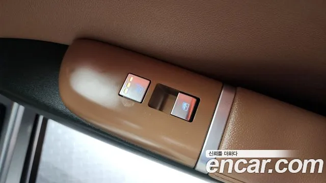 Hyundai Grandeur (GN7) id 2711777 из Кореи 9