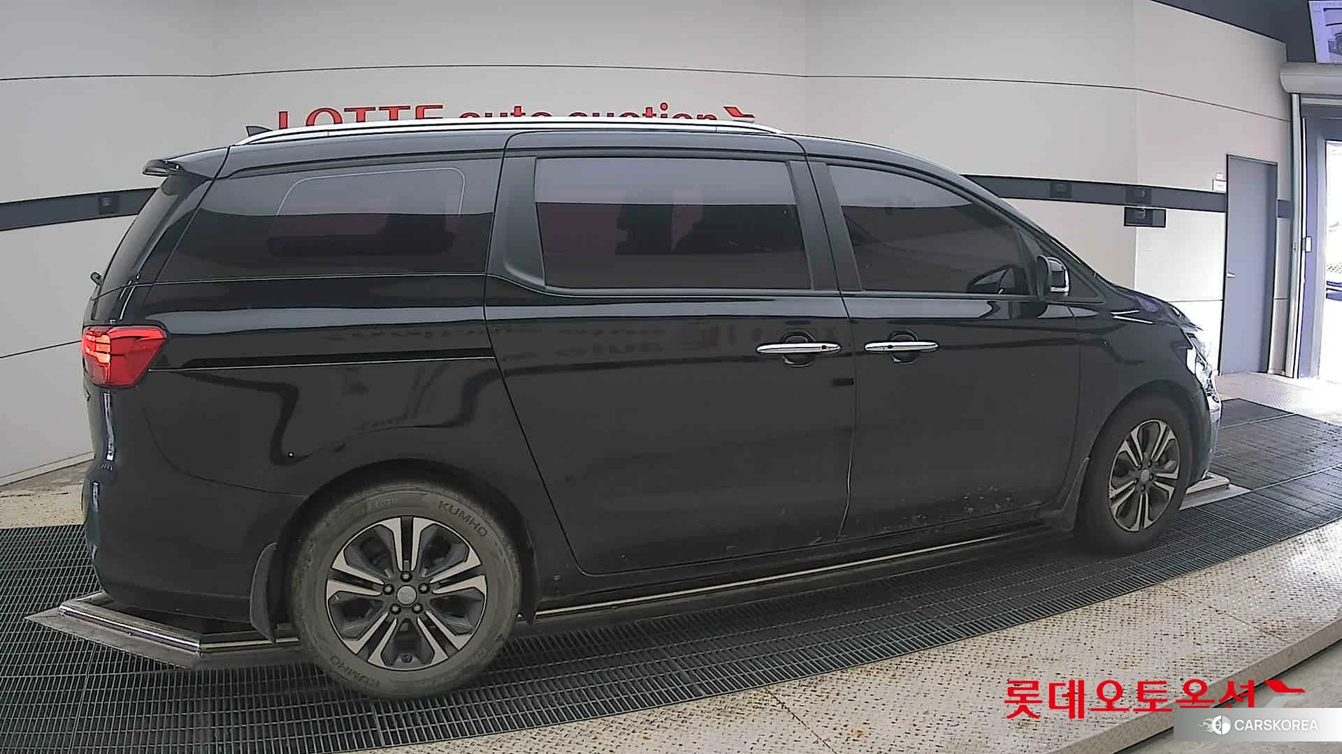 Kia Carnival id 4664332 из Кореи 9