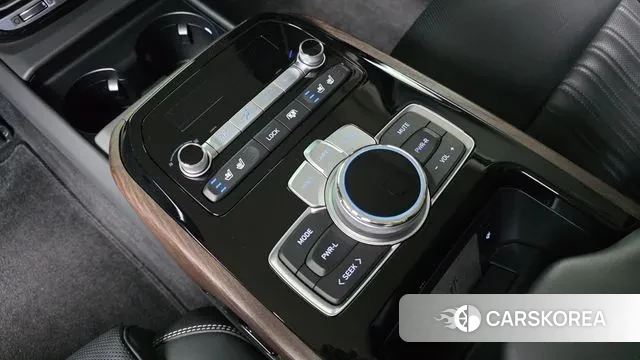 Genesis G90 id 3592567 из Кореи 9