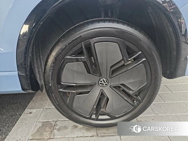 Volkswagen Tiguan L id 4399881 из Китая 9