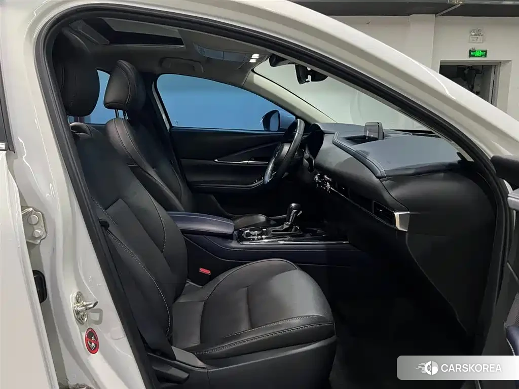 Mazda CX-30 id 4629046 из Китая 9
