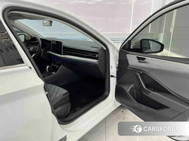 Volkswagen Sagitar id 4313409 из Китая 9