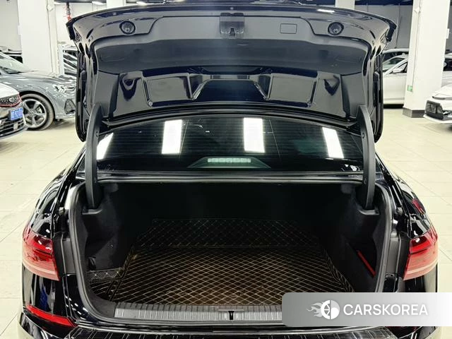 Volkswagen Passat id 4256291 из Китая 9