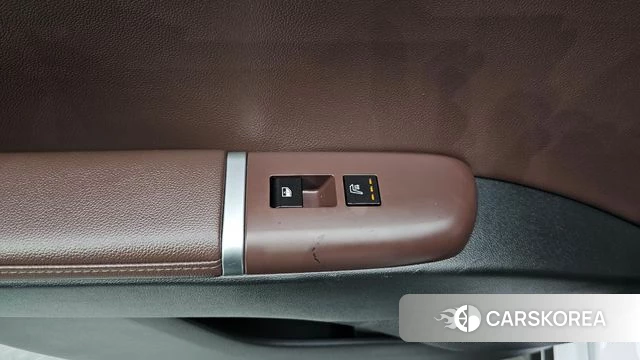 Hyundai Grandeur (GN7) id 4481009 из Кореи 9