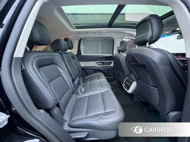 Lincoln Navigator id 4236349 из Китая 9