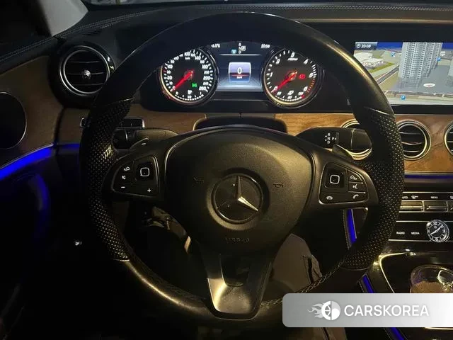 Mercedes-Benz E-Class W213 id 3434659 из Кореи 9