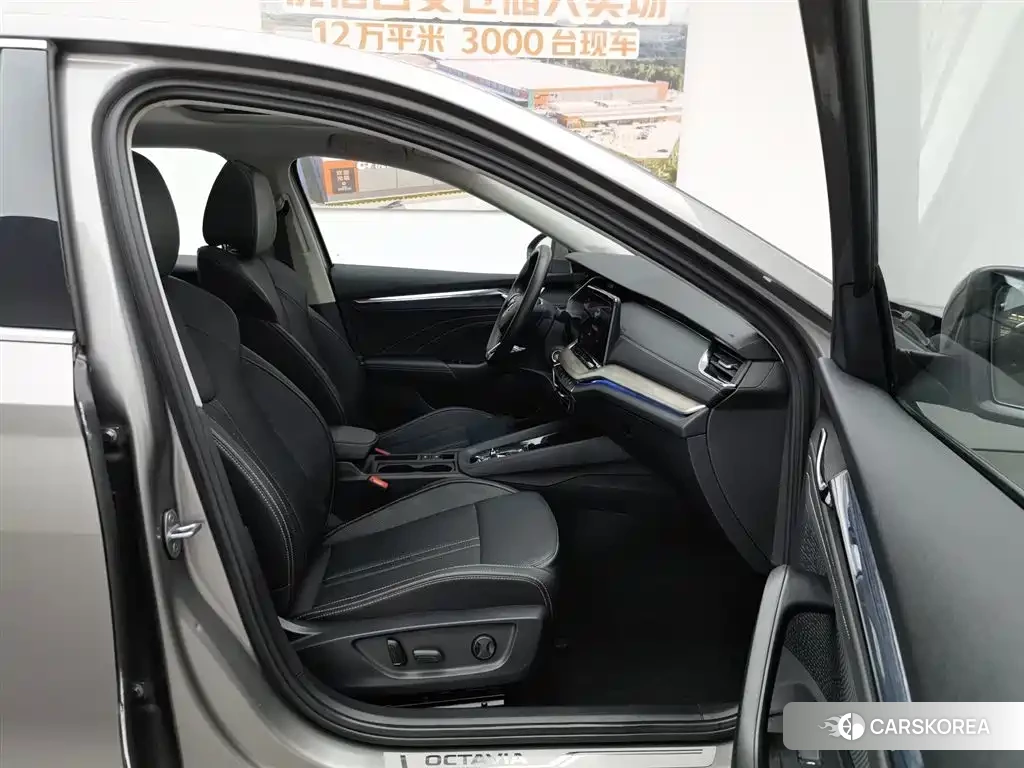 Skoda Octavia id 4546499 из Китая 9