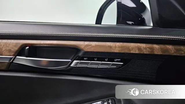 Genesis G90 id 3004348 из Кореи 9