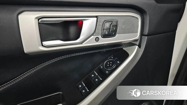 Ford Explorer 6th Generation id 3940792 из Кореи 9