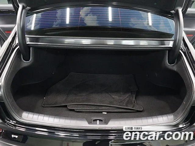 Hyundai Grandeur (GN7) id 2867898 из Кореи 9