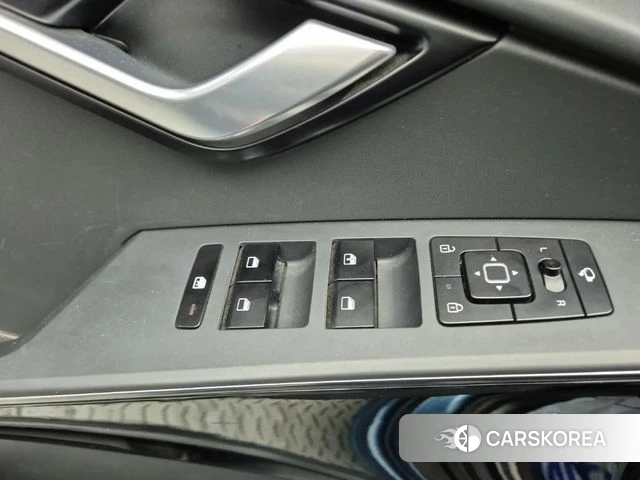Kia Di Ol Nu Niro id 4631448 из Кореи 9