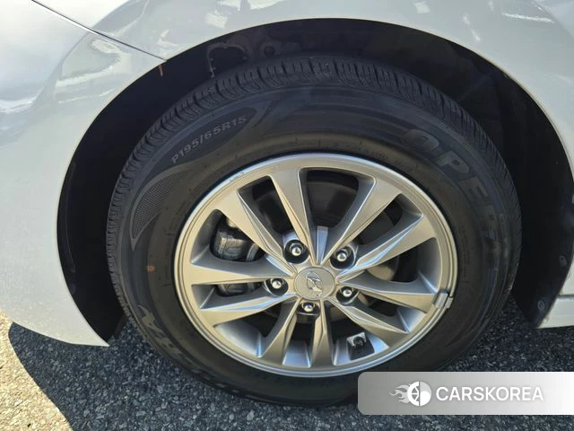 Hyundai The New Avante AD id 4406328 из Кореи 9