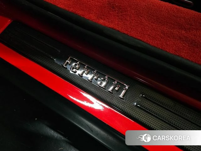 Ferrari SF90 Spider id 4349458 из Кореи 9