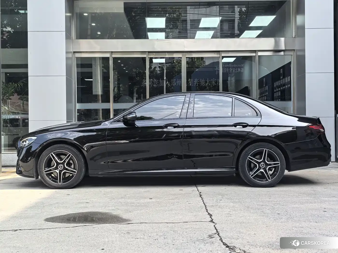 Mercedes-Benz E-Class id 4622303 из Китая 9