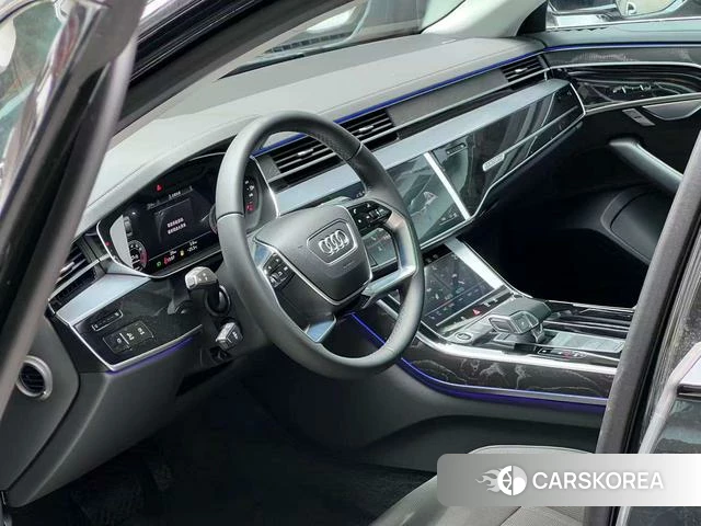 Audi A8 id 4392405 из Китая 9