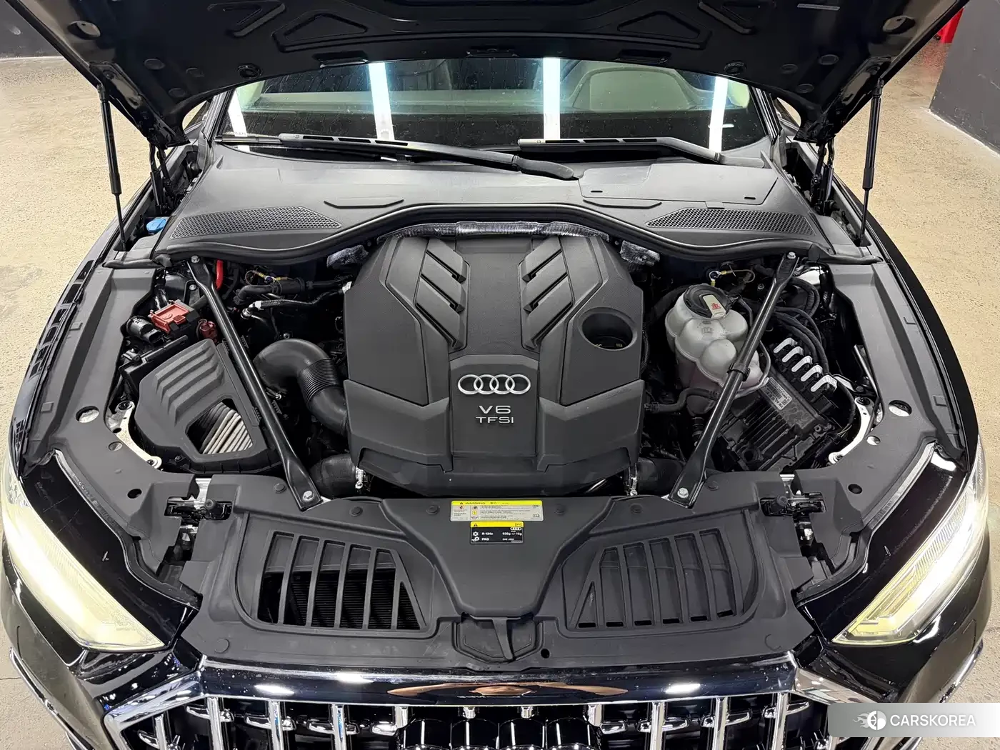 Audi A8 id 4679894 из Китая 9