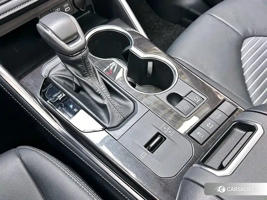 Toyota Crown id 4554049 из Китая 9