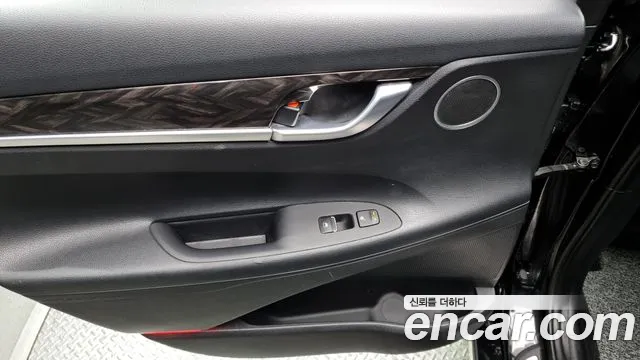 Hyundai Grandeur IG id 2826918 из Кореи 9