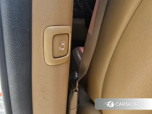 Kia The New Carnival id 3004610 из Кореи 9