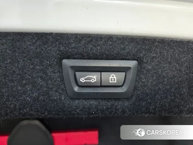 BMW 5 Series (G30) id 3399215 из Кореи 9