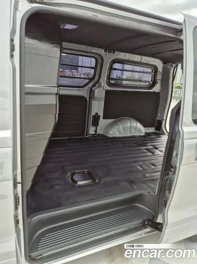 Hyundai The New Grand Starex id 2882026 из Кореи 9