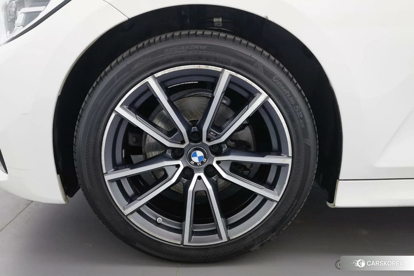 BMW 3 series id 4426696 из Китая 9