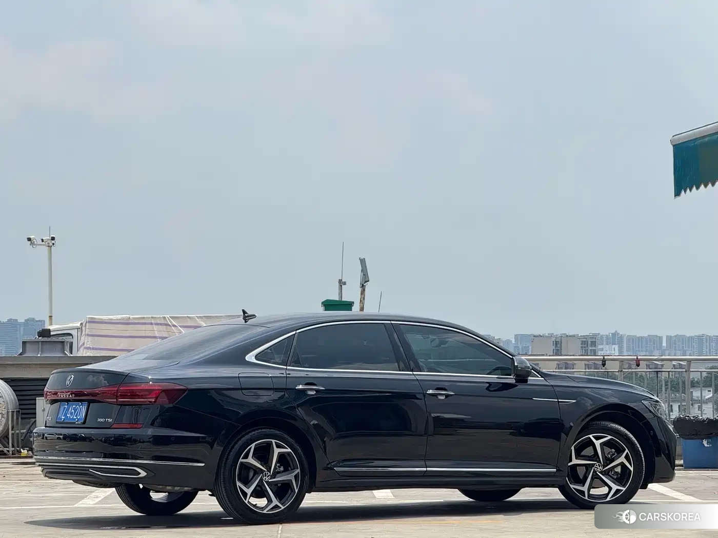 Volkswagen Passat id 4547464 из Китая 9
