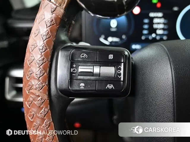 Hyundai Grandeur (GN7) id 3442533 из Кореи 9