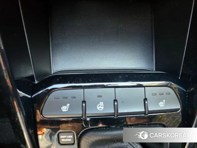 Kia Stonic id 4305136 из Кореи 9