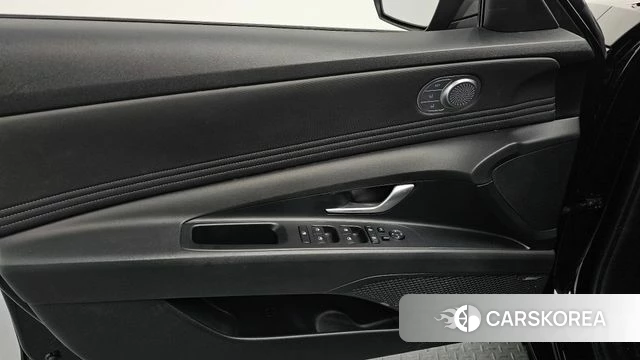 Hyundai Avante (CN7) id 3842497 из Кореи 9