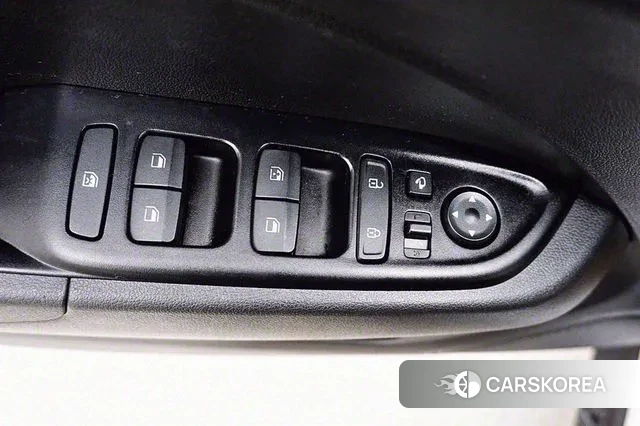 Hyundai Venue id 3000196 из Кореи 9