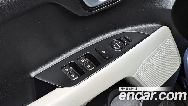 Kia Stonic id 2887192 из Кореи 9