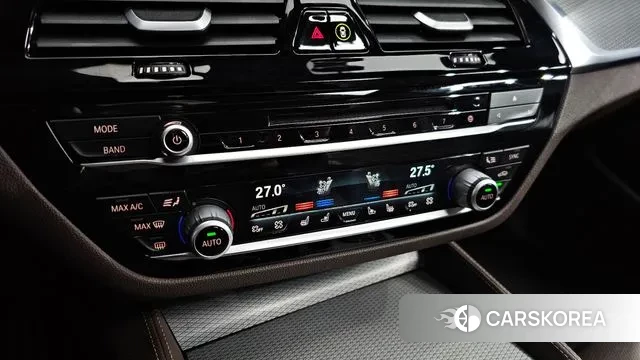 BMW 5 Series (G30) id 3499663 из Кореи 9