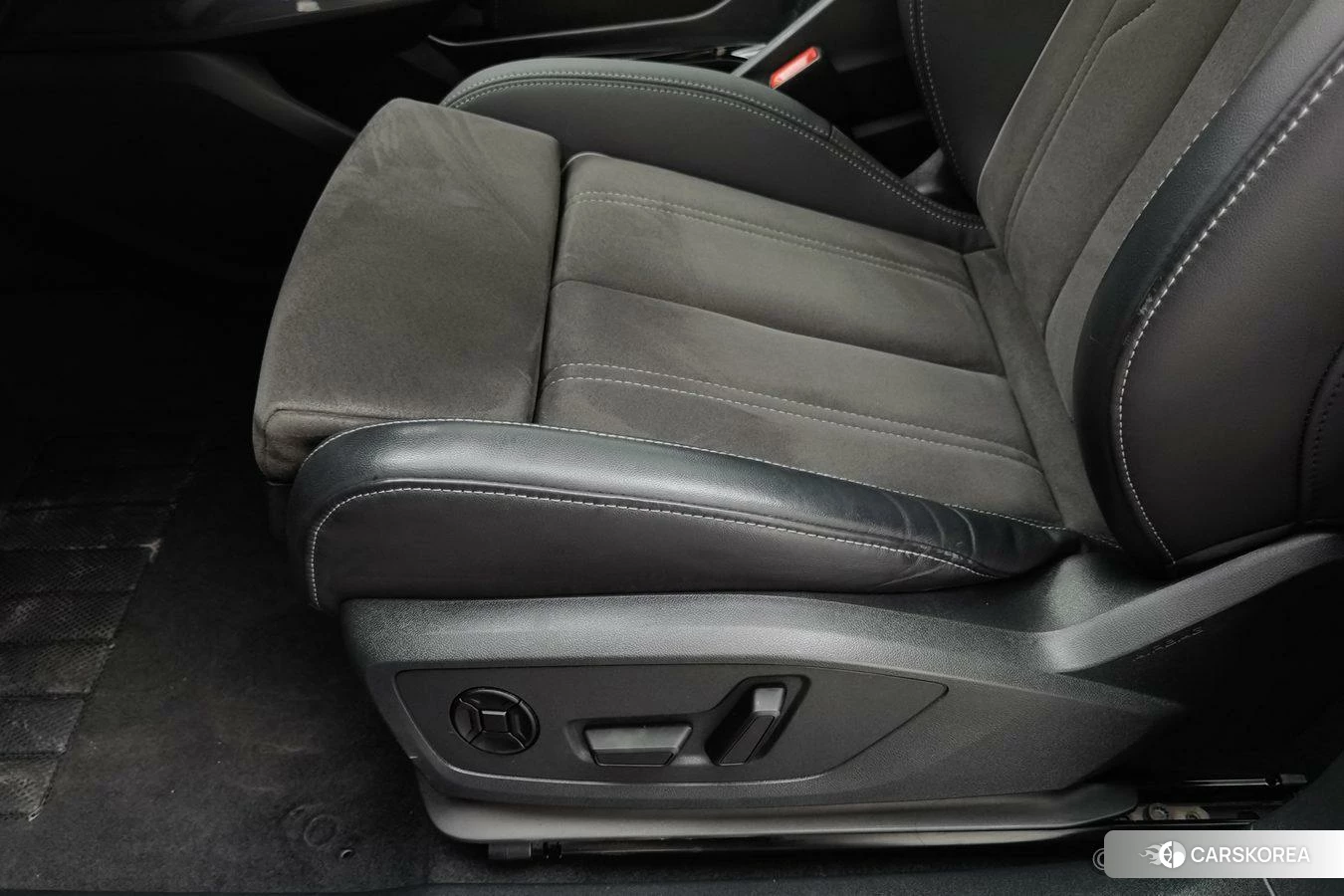 Audi Q4 e-tron id 4513876 из Китая 9