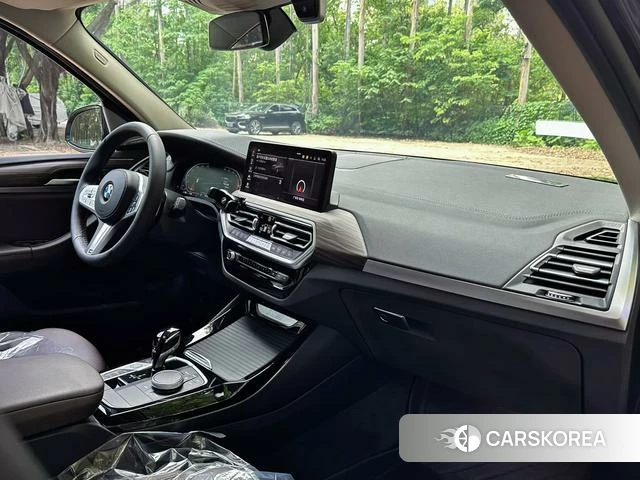 BMW X3 id 4393804 из Китая 9