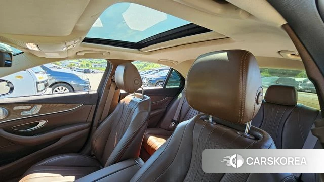 Mercedes-Benz E-Class W213 id 4637450 из Кореи 9