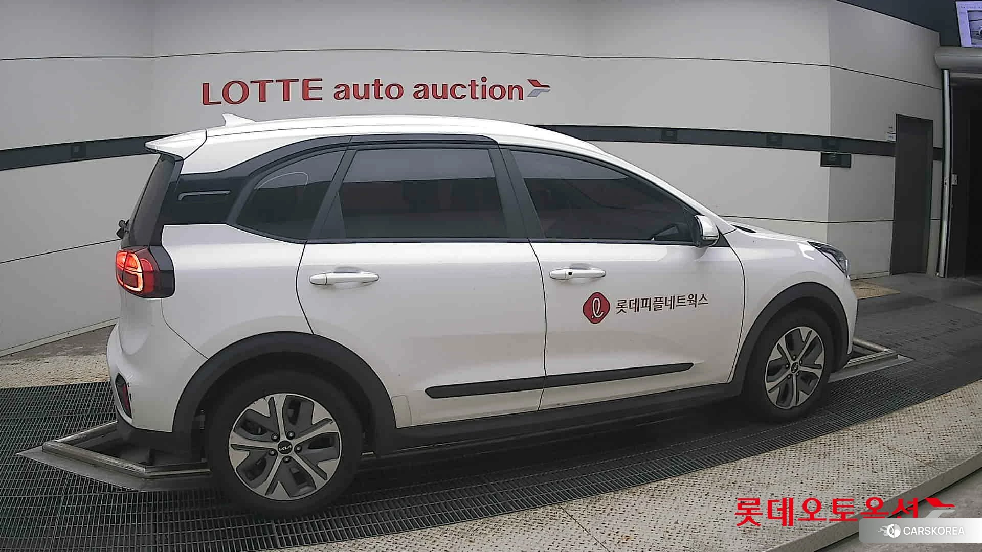 Kia Niro Plus id 4902363 из Кореи 9