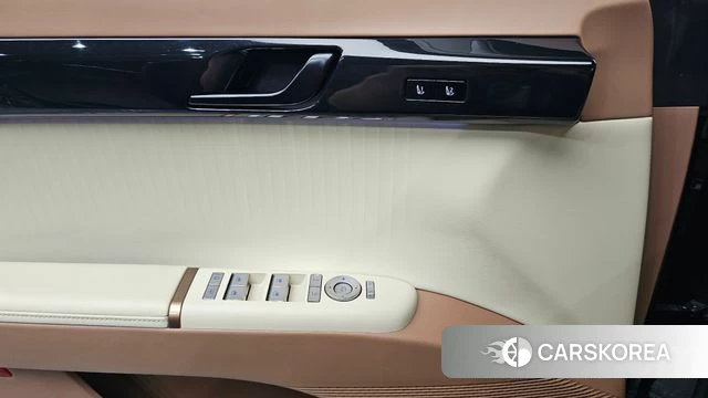 Hyundai Grandeur Hybrid (GN7) id 4665566 из Кореи 9