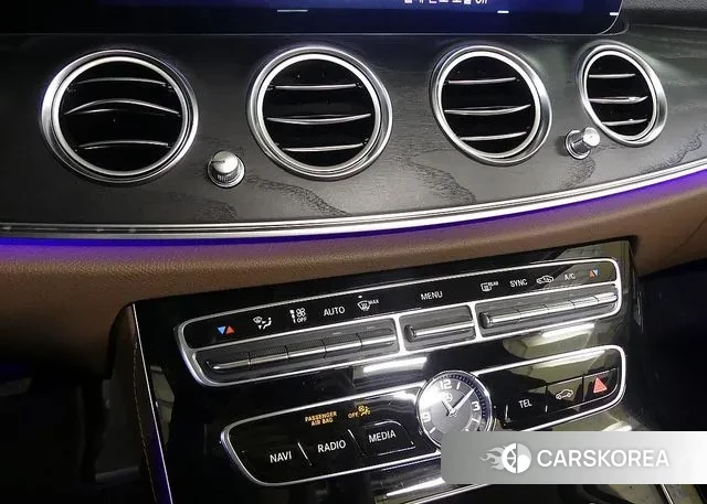 Mercedes-Benz E-Class W213 id 3708609 из Кореи 9