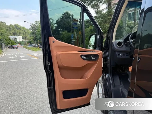 Mercedes-Benz Sprinter id 2999707 из Кореи 9