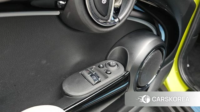 Mini Cooper S id 3841887 из Кореи 9