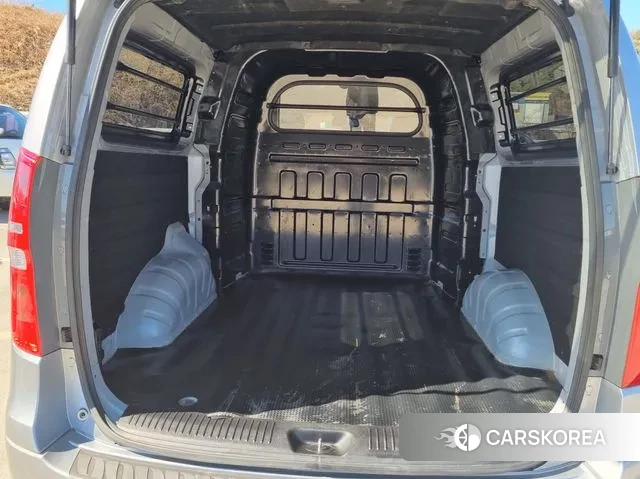 Hyundai The New Grand Starex id 3697871 из Кореи 9