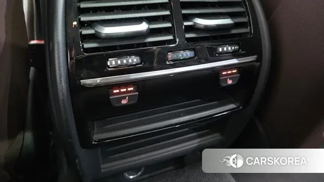 BMW 5 Series (G30) id 3494414 из Кореи 9