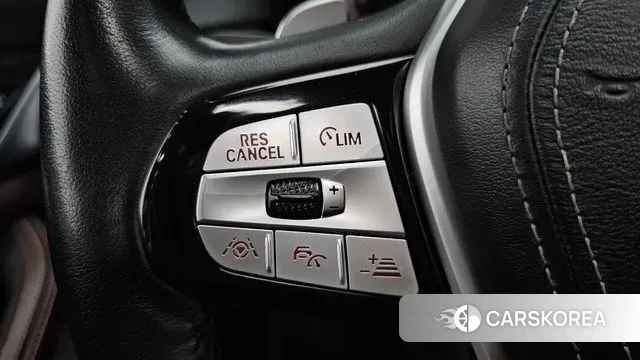 BMW 5 Series (G30) id 3433818 из Кореи 9