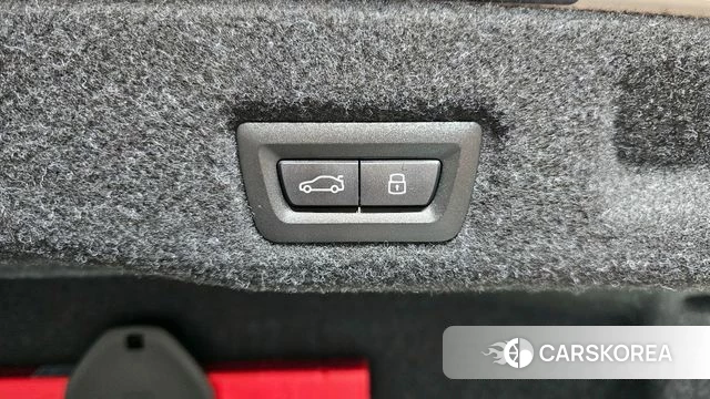 BMW 5 Series (G60) id 3837994 из Кореи 9