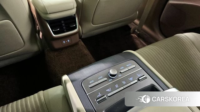 Hyundai Grandeur (GN7) id 3964025 из Кореи 9