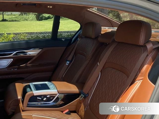 BMW 7 series id 4278256 из Китая 9