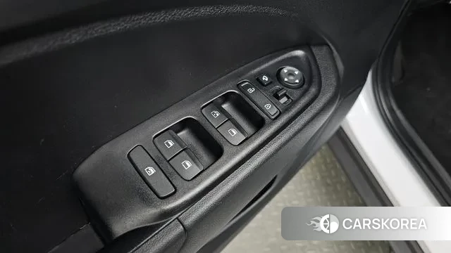 Hyundai Venue id 3616736 из Кореи 9